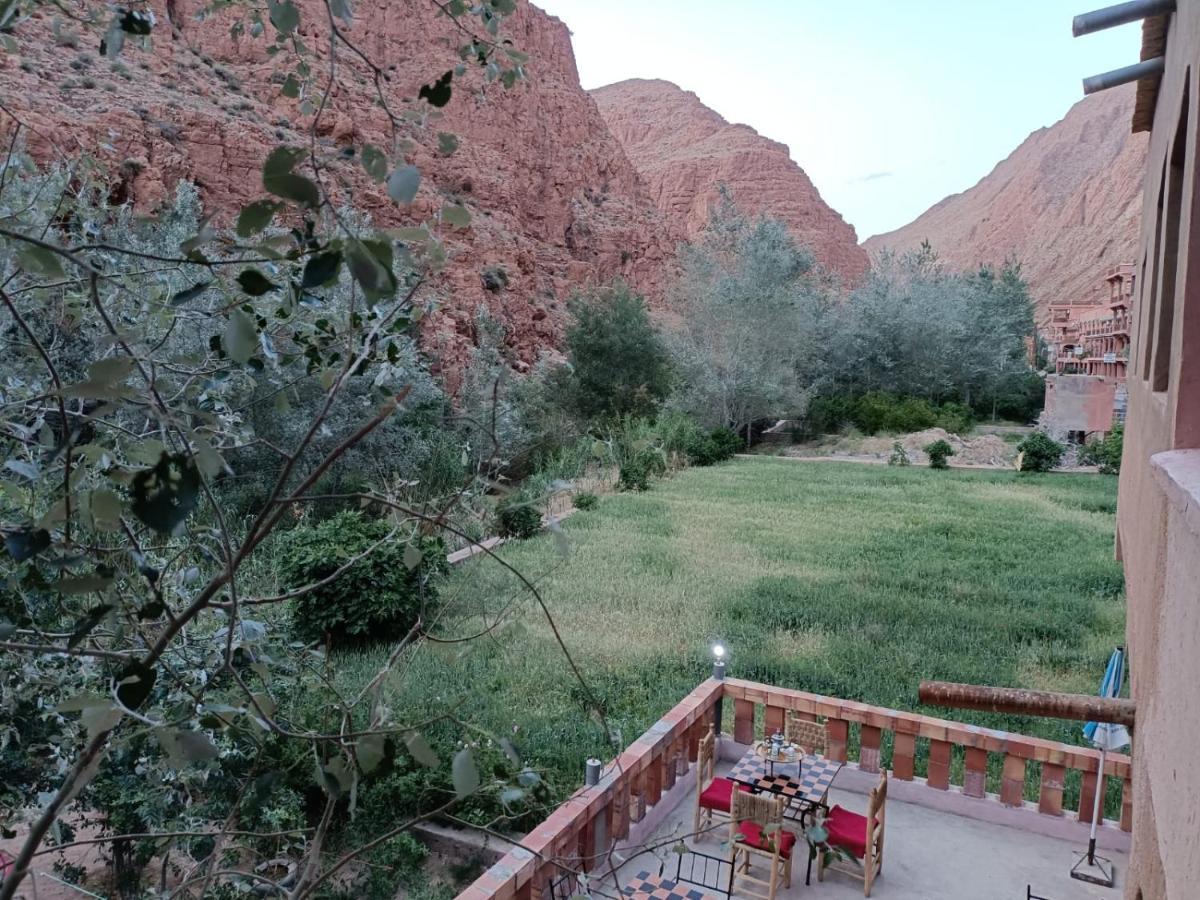 Hotel Riad Pizzeria Marhaba Akhendachou n'Ait Ouffi Exteriér fotografie