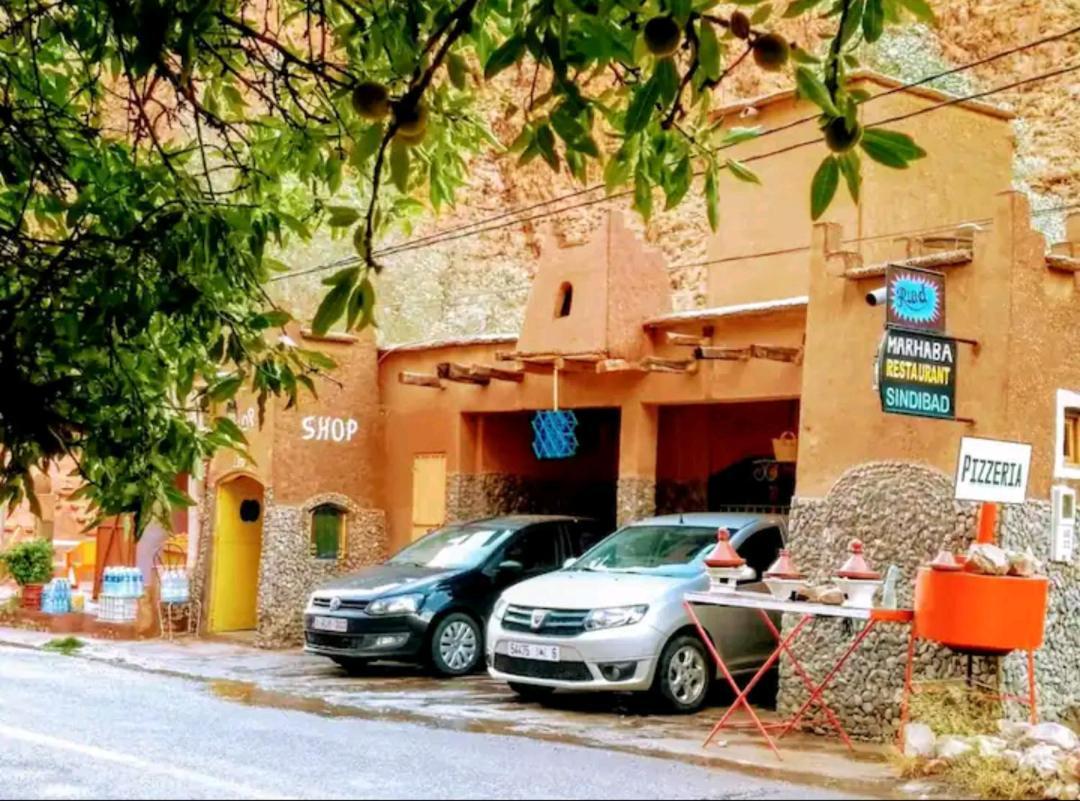 Riad Pizzeria Marhaba Akhendachou n'Ait Ouffi Exteriér fotografie