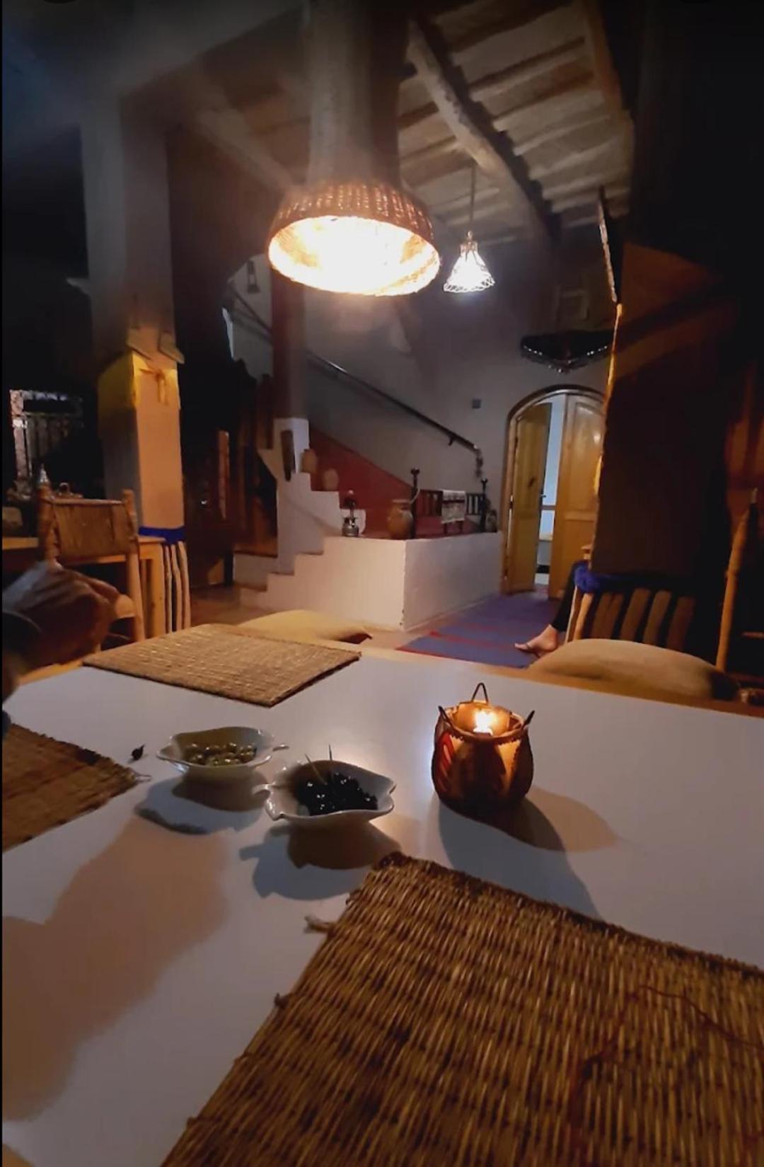Riad Pizzeria Marhaba Akhendachou n'Ait Ouffi Exteriér fotografie