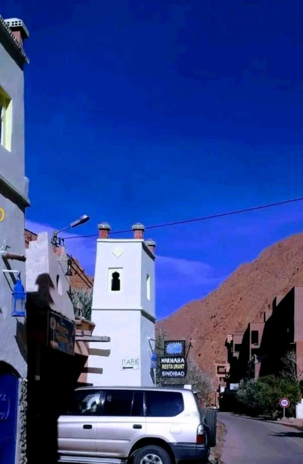 Riad Pizzeria Marhaba Akhendachou n'Ait Ouffi Exteriér fotografie
